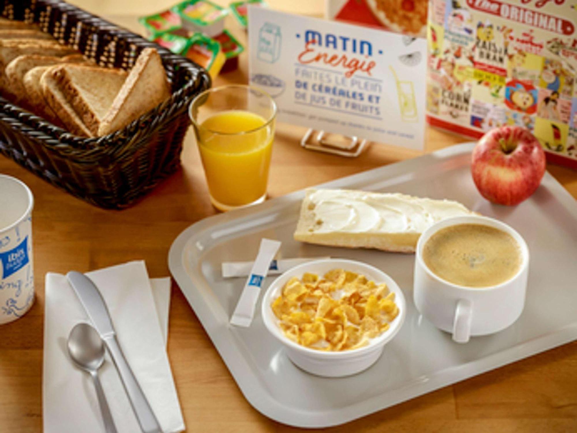 Ibis Budget Roye روي المظهر الخارجي الصورة